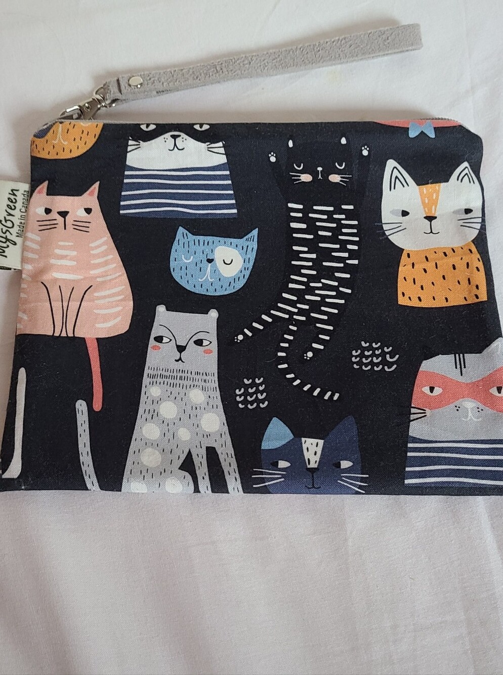 Cat Pattern Zipper Pouch - Navy with Multicolor Cats